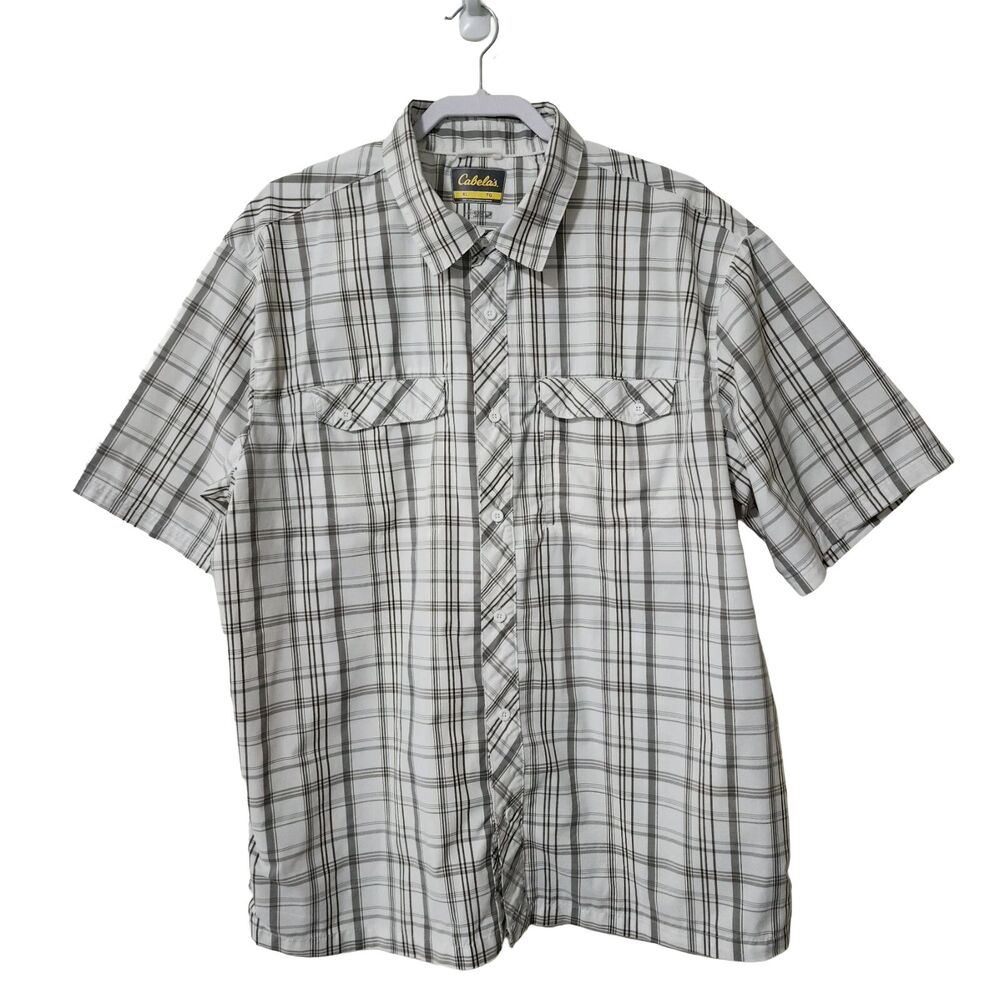 Cabela's 4Most CoolMax UPF 30 Men's XL Gray Plaid Short Sleeve Performance Shirt